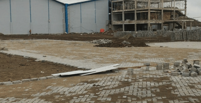 Pembangunan Gudang dan Pabrik